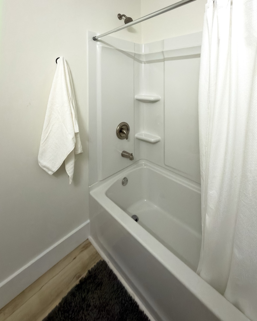 Bathroom vanity